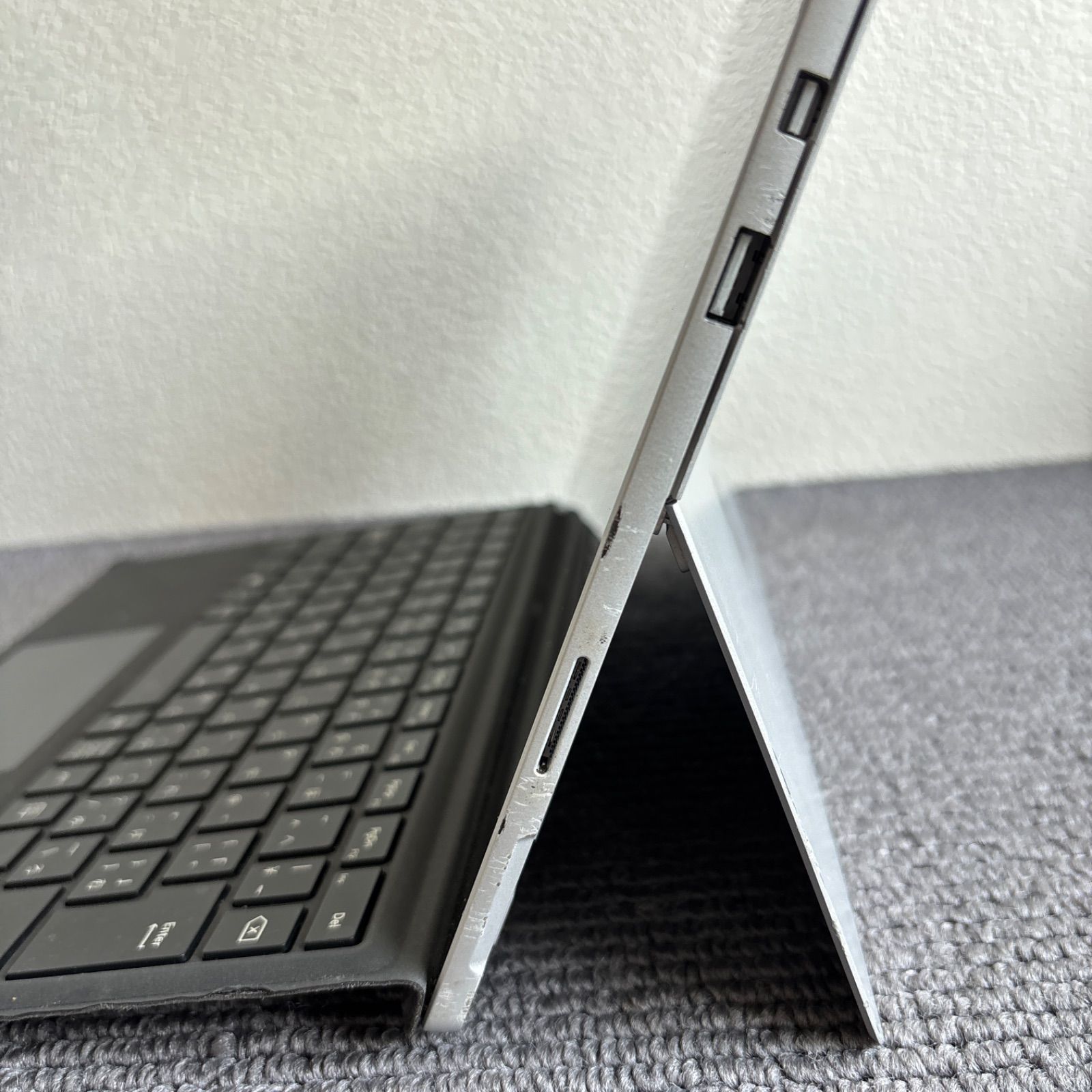 i5-8250U メモリ8GB