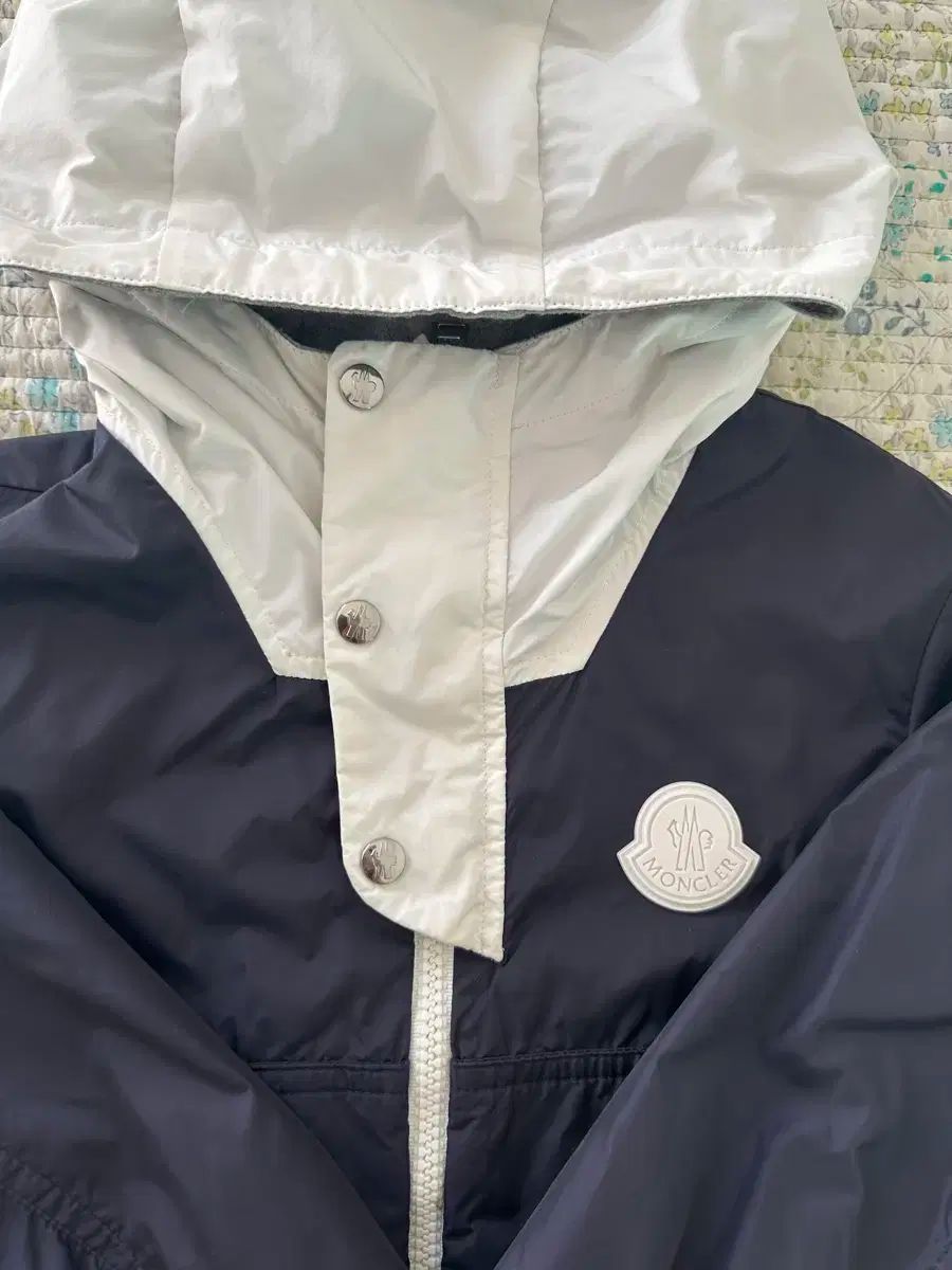 モンクレール 男の子 6 リバーシブル アウター