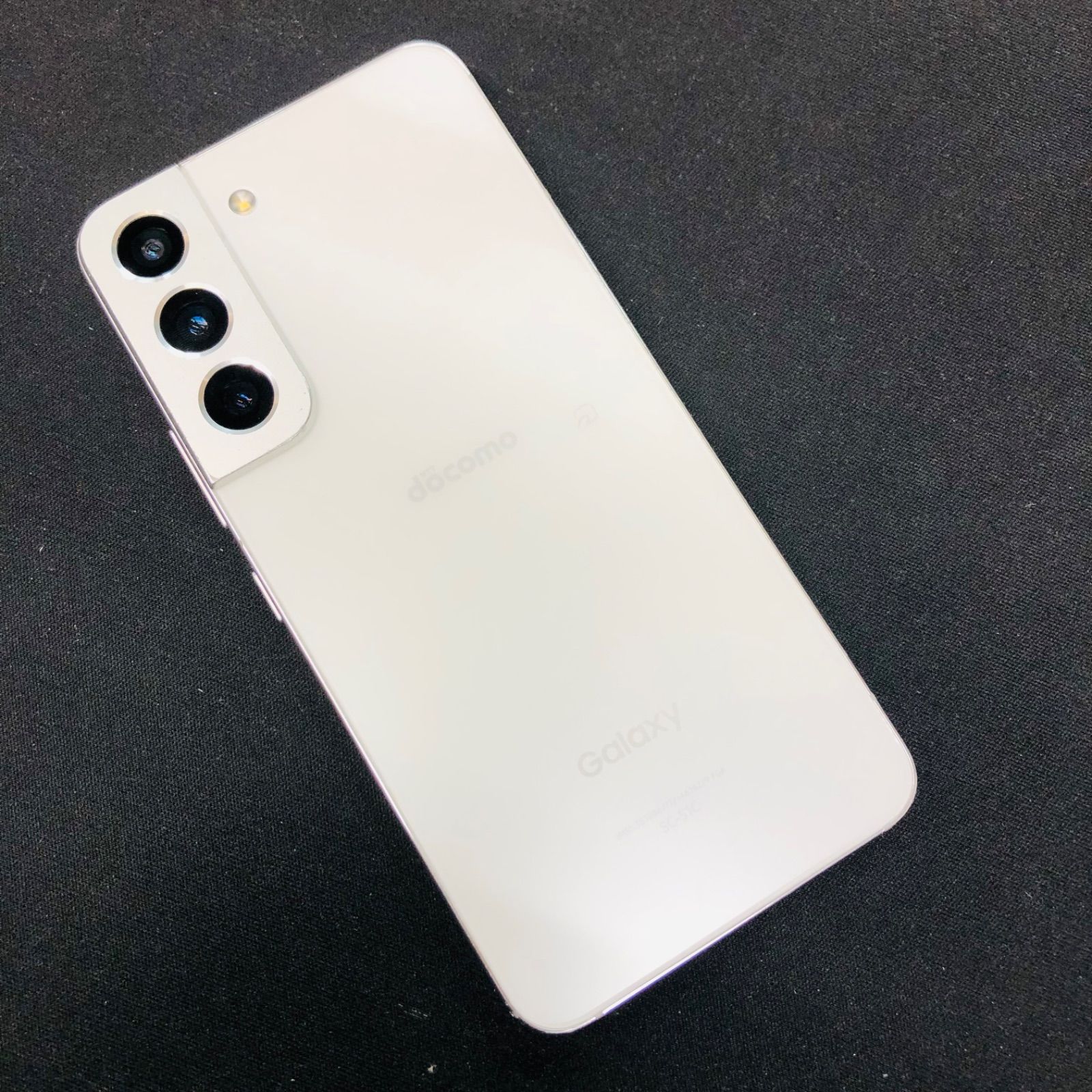 訳あり品】Galaxy S22 docomo SIMロック解除済 256GB SC-51C ホワイト