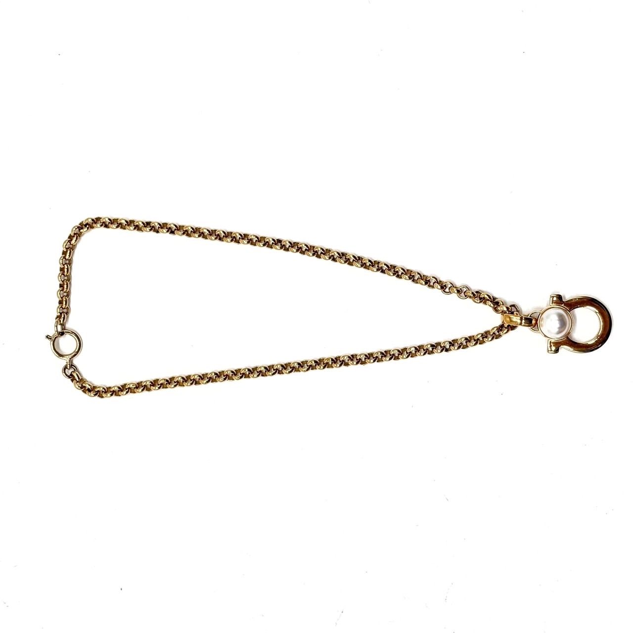 美品　サルヴァトーレフェラガモ 　ガンチーニ　パール 　大玉　ロングネックレス サルバトーレフェラガモ Salvatore Ferragamo SALVATORE FERRAGAMO