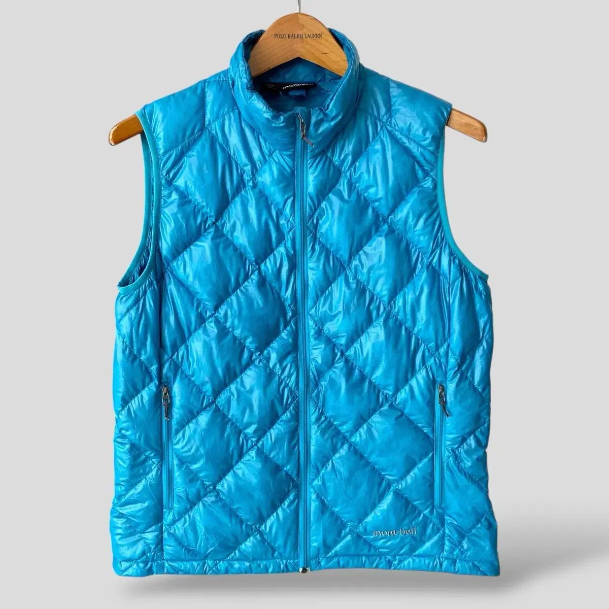 レディース Mサイズ モンベル キルティング 軽量 ダウンベスト
