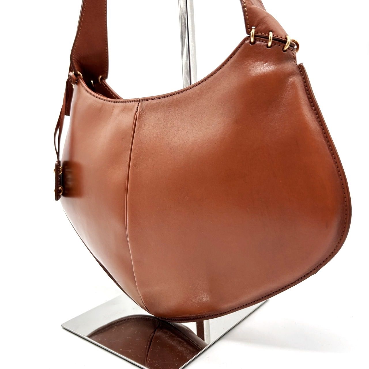 【美品】Loewe ハンドバッグ ブラウン レザー アナグラム ロエベ LOEWE アナグラム ブラウン レザー レディース 折り財布 8123 [ロエベ