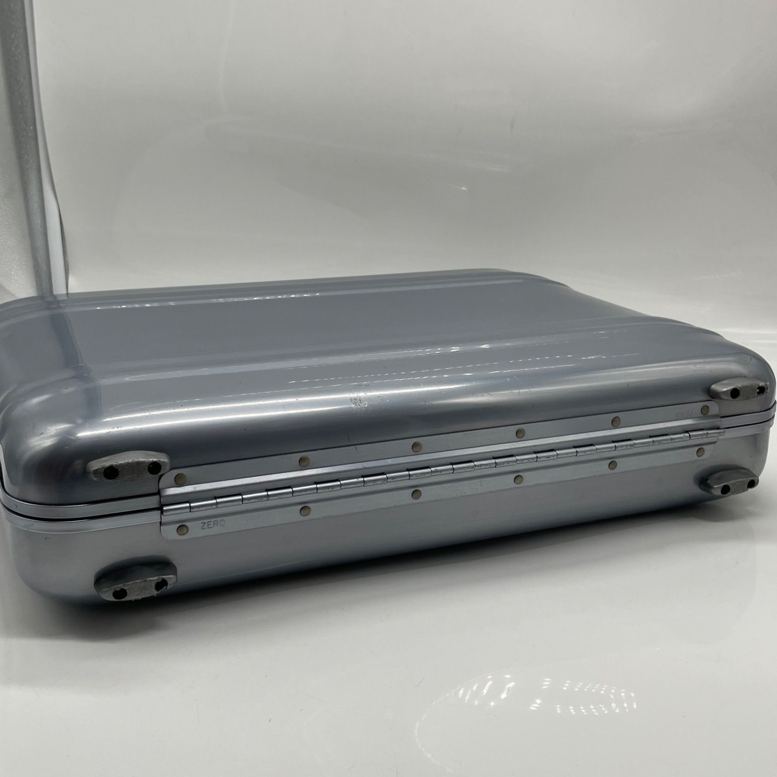 ゼロハリバートン　クリアハンドル　アタッシュケース ゼロハリバートン クリアハンドル アタッシュケース - メルカリ