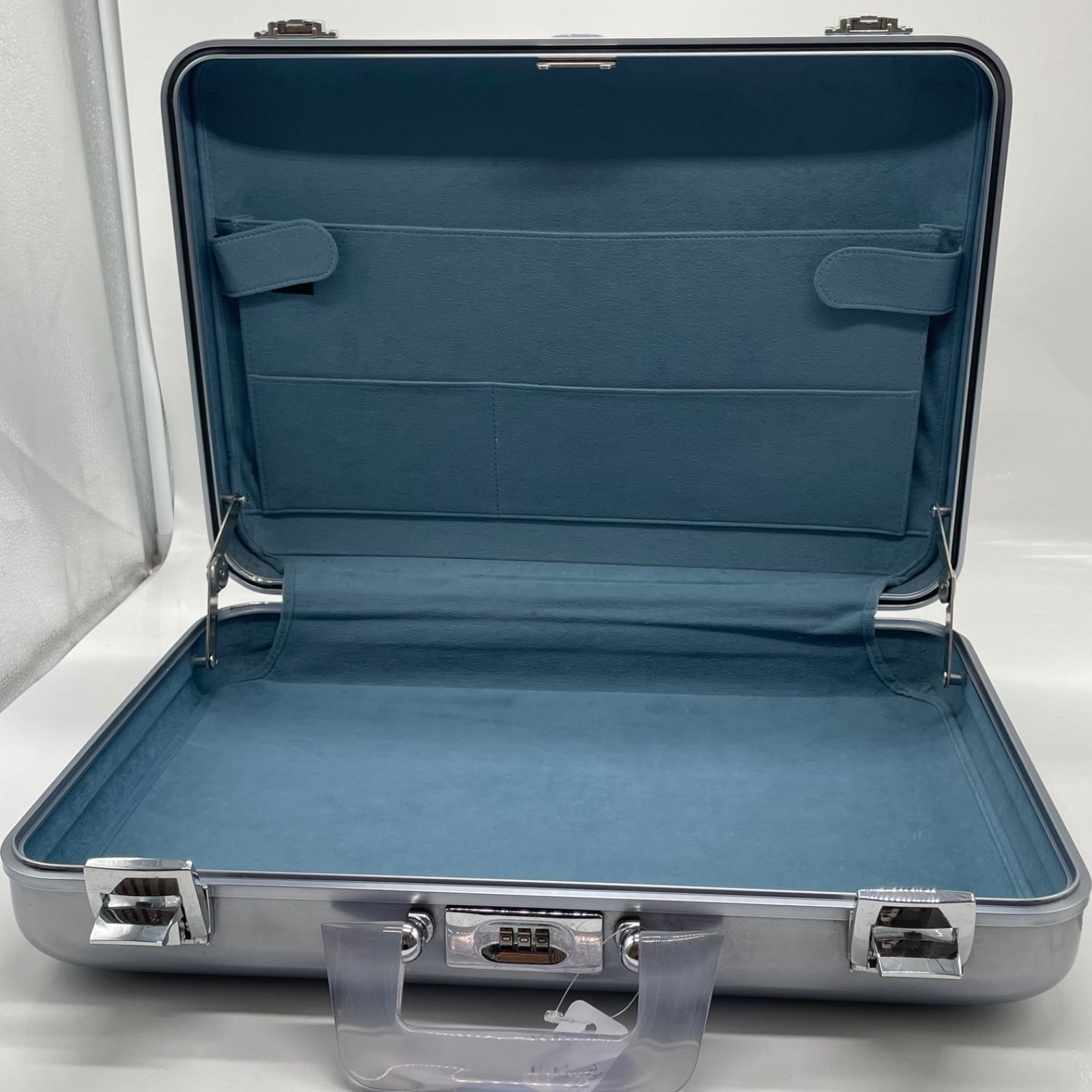 BN5513○ ZERO HALLIBURTON ゼロハリバートン アタッシュケース クリア