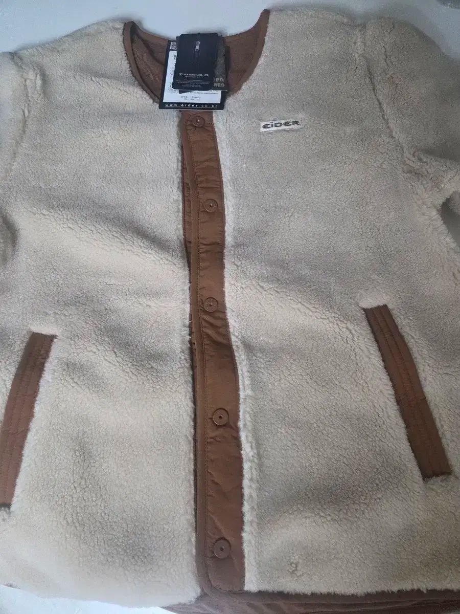 アイダー フリース 新品 です