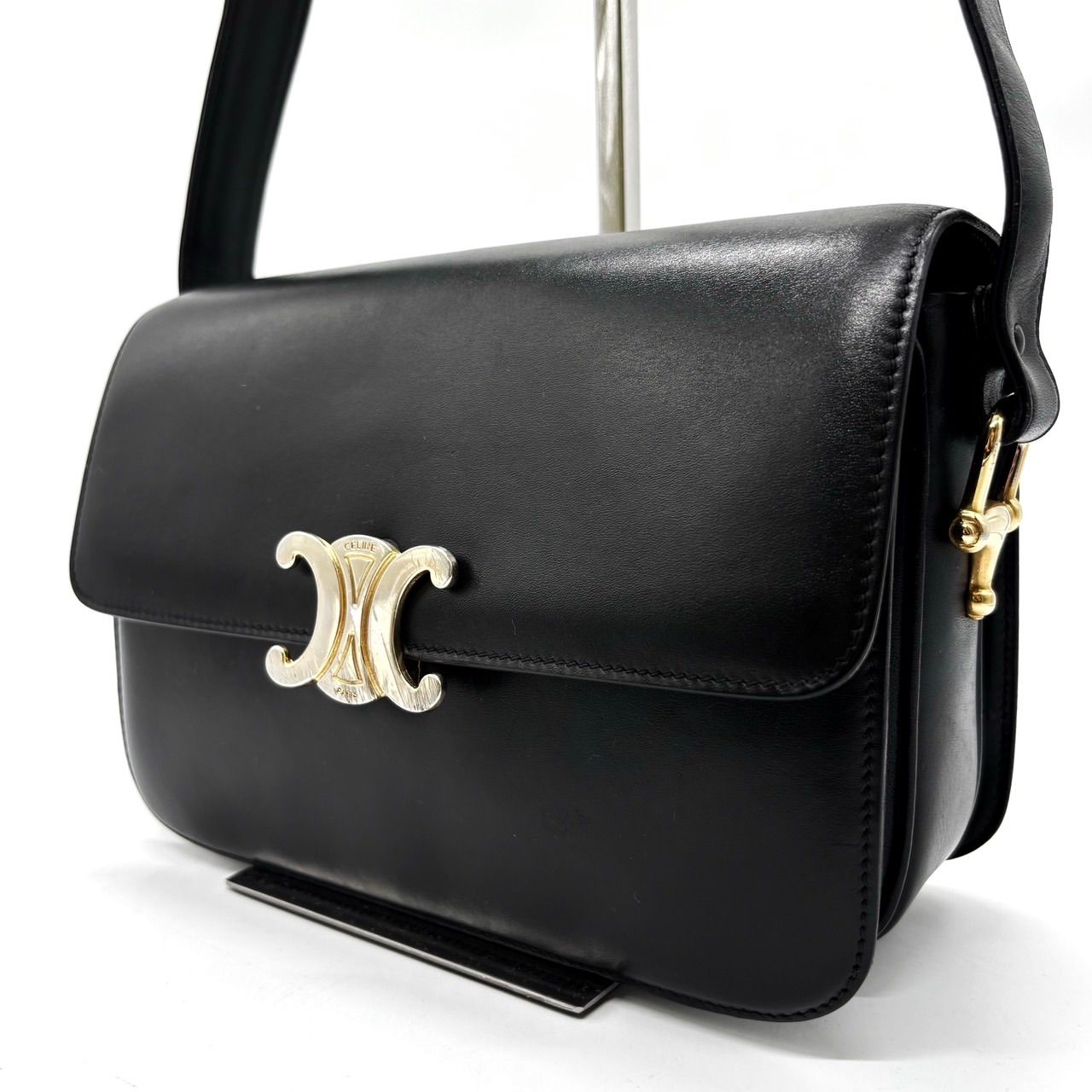 良品】 CELINE セリーヌ トリオンフ ショルダーバッグ レザー ブラック 