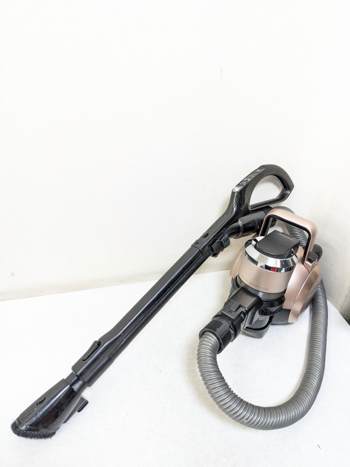 TOSHIBA 東芝 VC-BK750X-N サイクロン式掃除機 2019年製 ヘッド無し