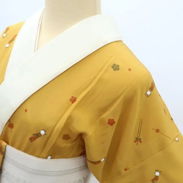 Y2232◇美品 単衣 正絹 清次郎落款 袖無双 刺繡衿・居敷当付 長襦袢 着物 正絹長襦袢 単衣 半衿付 緑 袖無双 居敷当 色襦袢 グリーン 蝶 Sサイズ