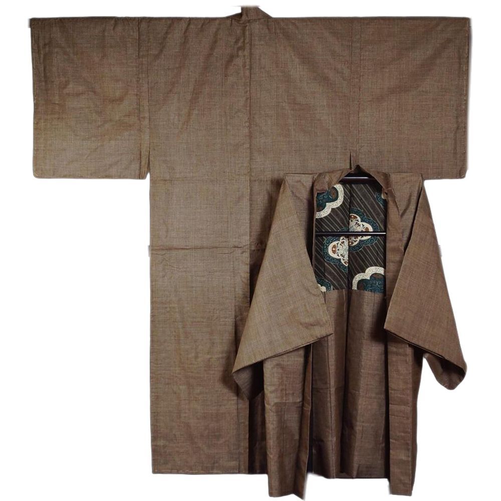 焦げ茶色系 泥大島