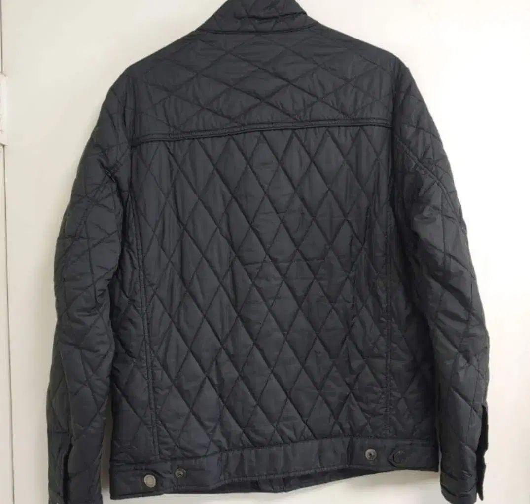 トミーヒルフィガー キルティング アウター