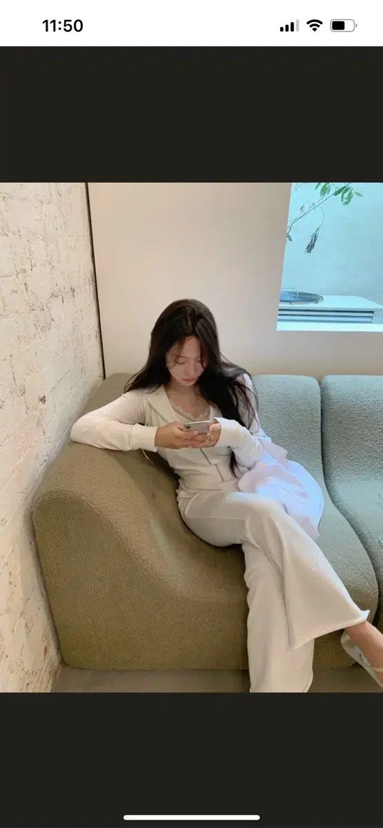 The wish リズ アイリーン ジップアップフーディー フードジップアップ アイボリー leeds