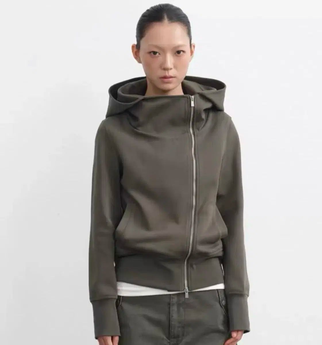 LINY LIBERTY スリムフィット ビッグフーデッドジップアップ