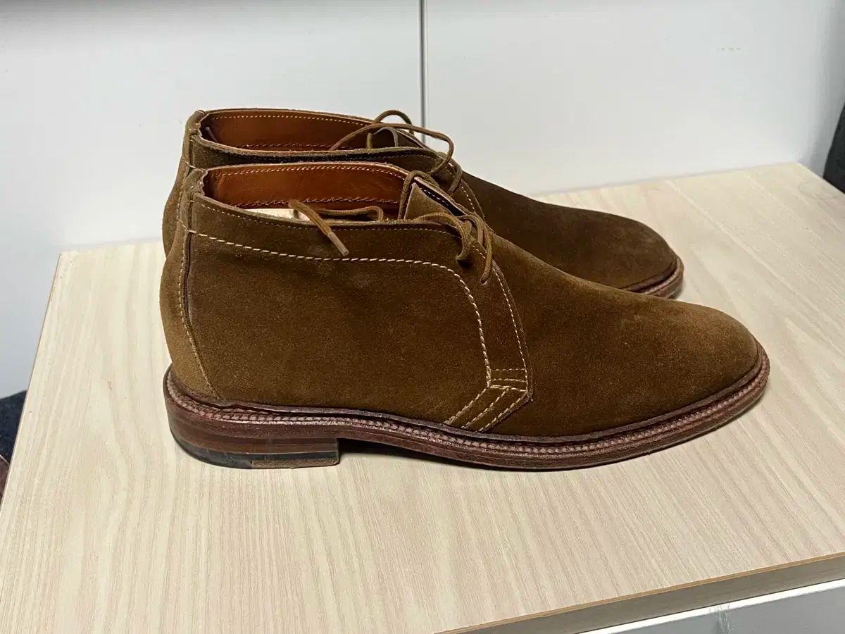 オールデン1493 チャッカブーツ スナッフ 7D