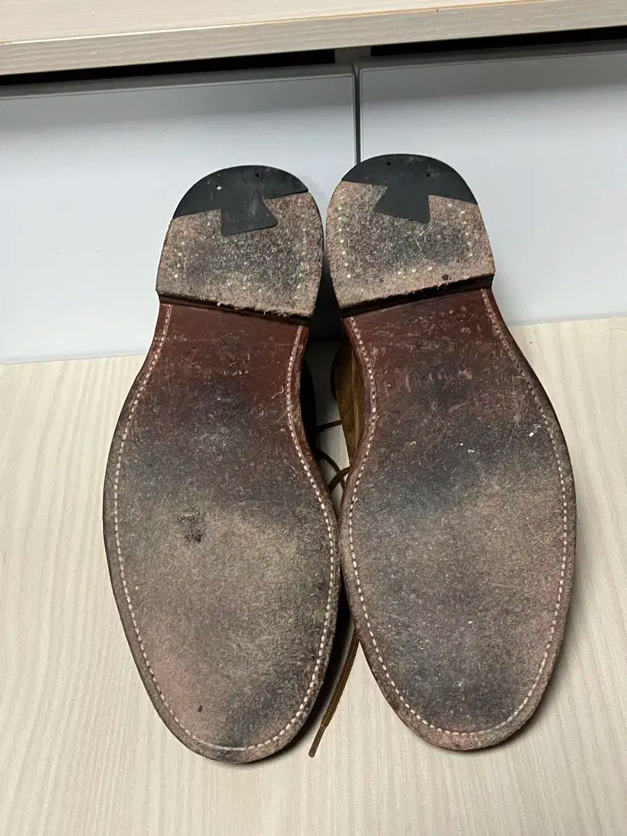 チャッカブーツ