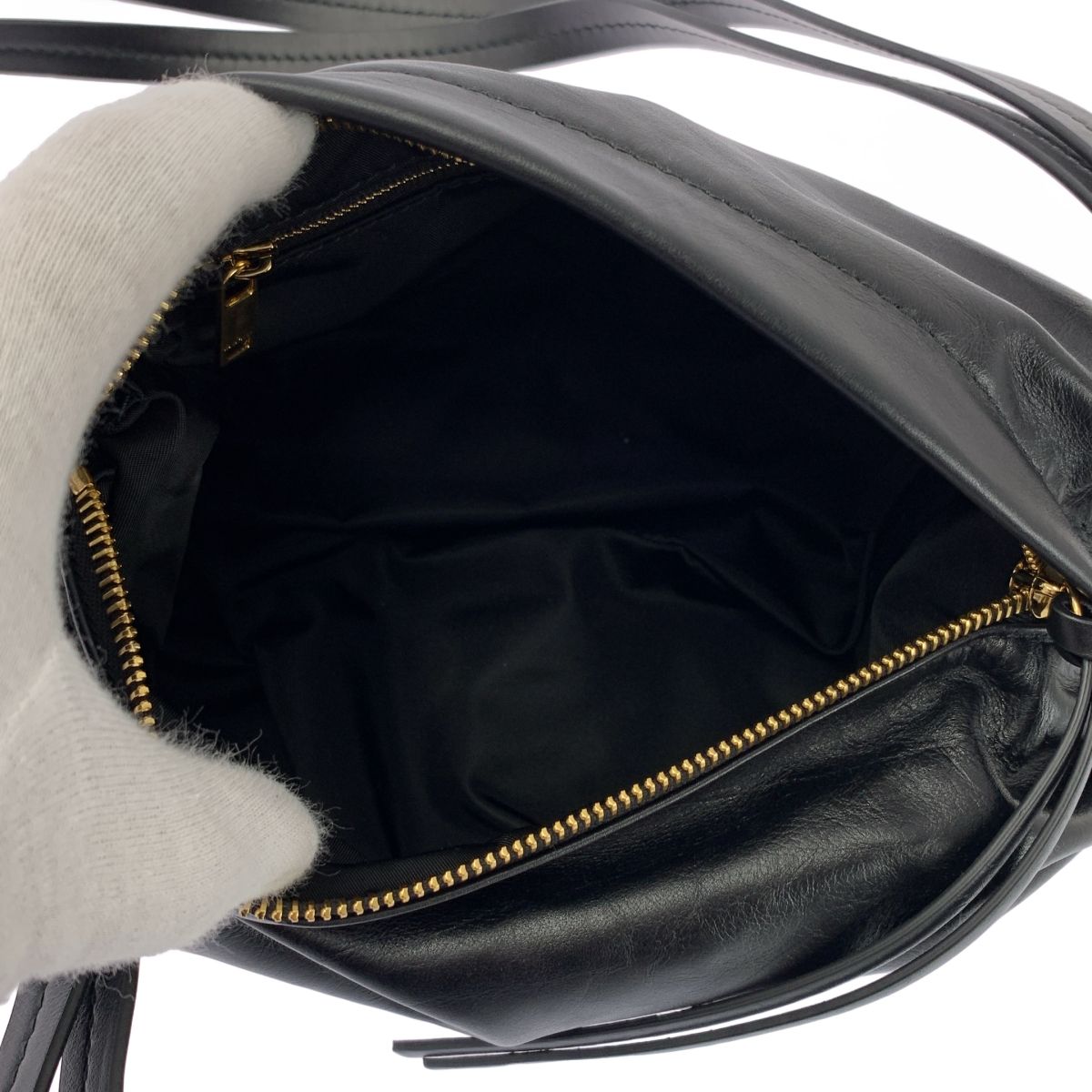 ショルダーバッグ