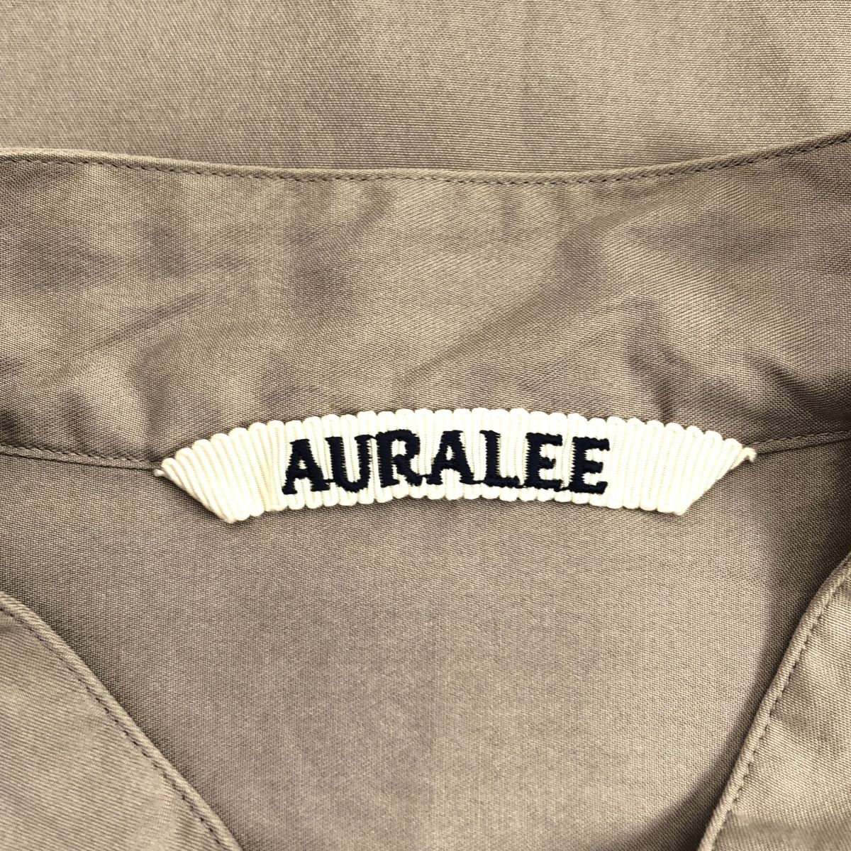 AURALEE / オーラリー | WASHED FINX TWILL SHIRTS バンドカラーシャツ | 0 | グレージュ | レディース AURALEE / オーラリー | WASHED FINX TWILL SHIRTS バンドカラーシャツ