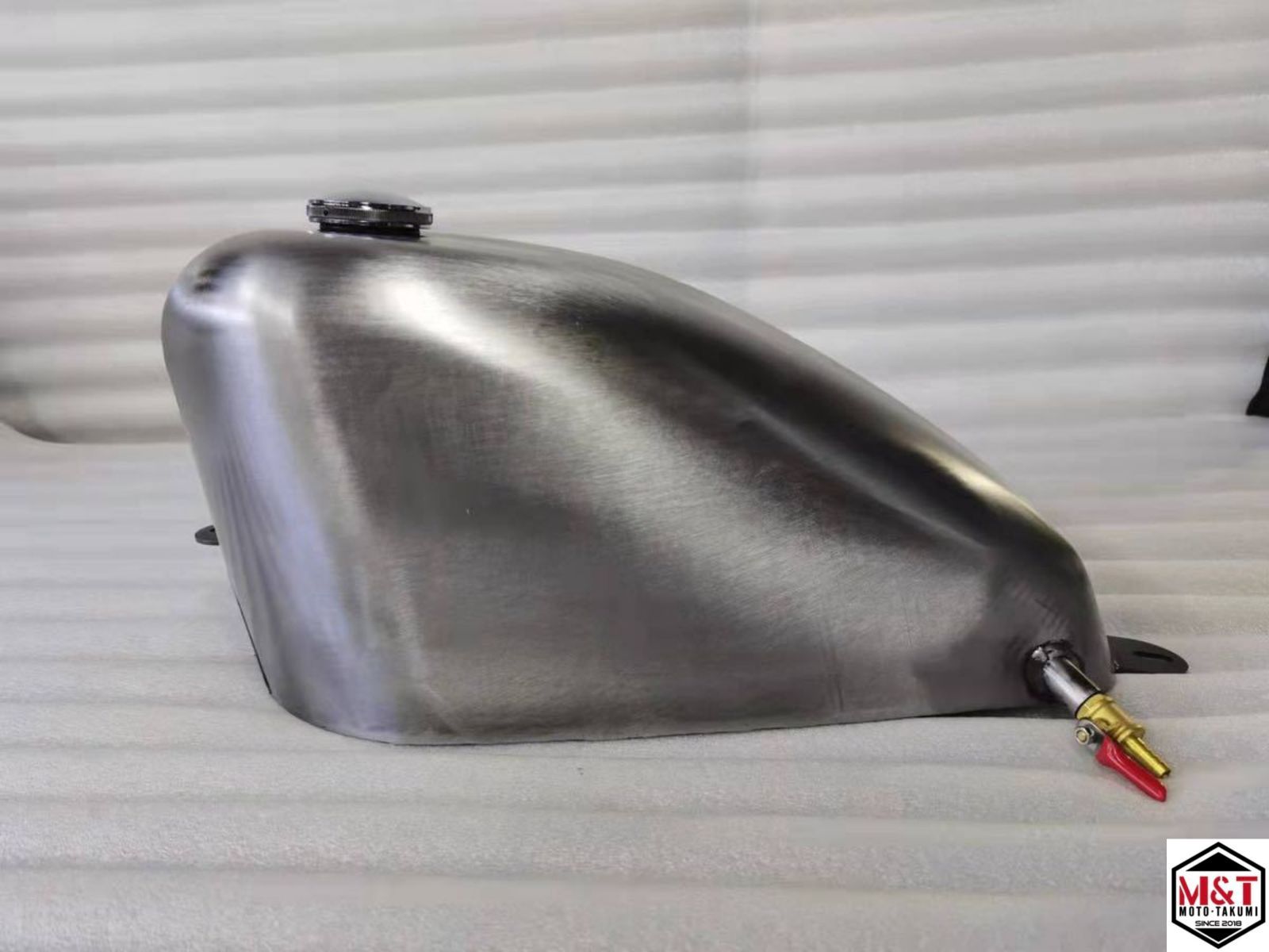 T 43 12 L ホンダ HONDA STEED スティード 400 600用 スポーツスタータンク ボルトオン タンク製作工房