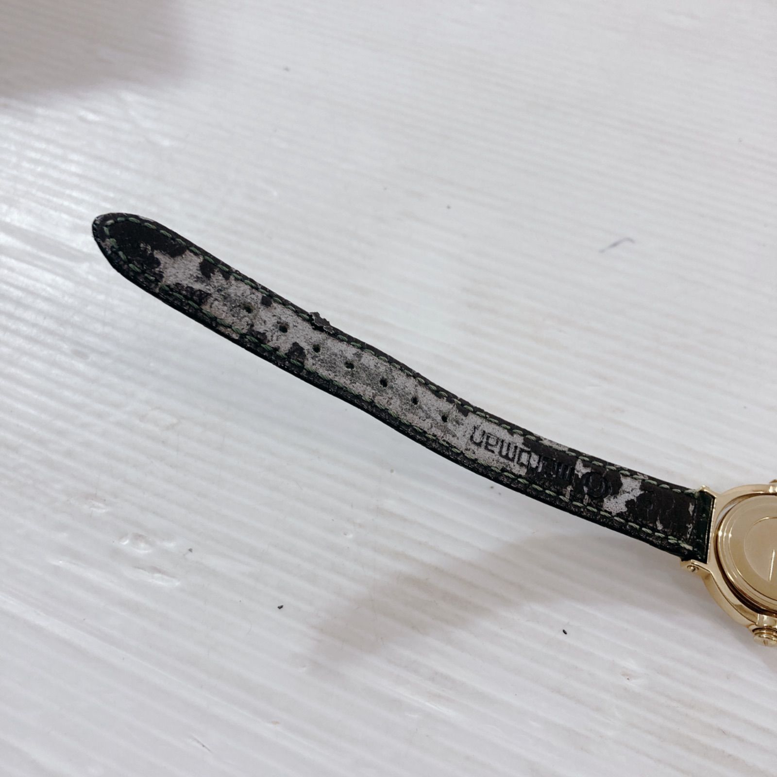  GUCCI 腕時計 レディース ファッション カワイイ 革ベルト ブランド品 自動巻き時計 腕時計(アナログ)