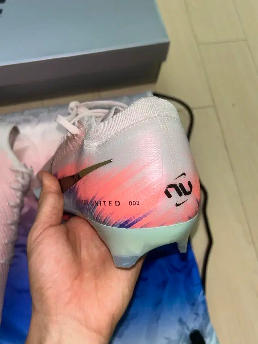 マーキュリアル