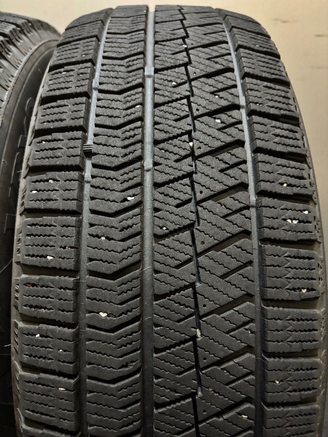 195 65 R 15 VRX 2 21年製 スタッドレス 4本 ブリヂストン ブリザック ノア ヴォクシー プリウス 南5 K 692