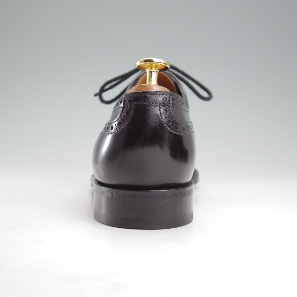John Lobb ジョンロブ　DERBY ダービー　8E 2466 黒　美品 John Lobb ジョンロブ DERBY ダービー 8E 2466 黒 美品 - メルカリ
