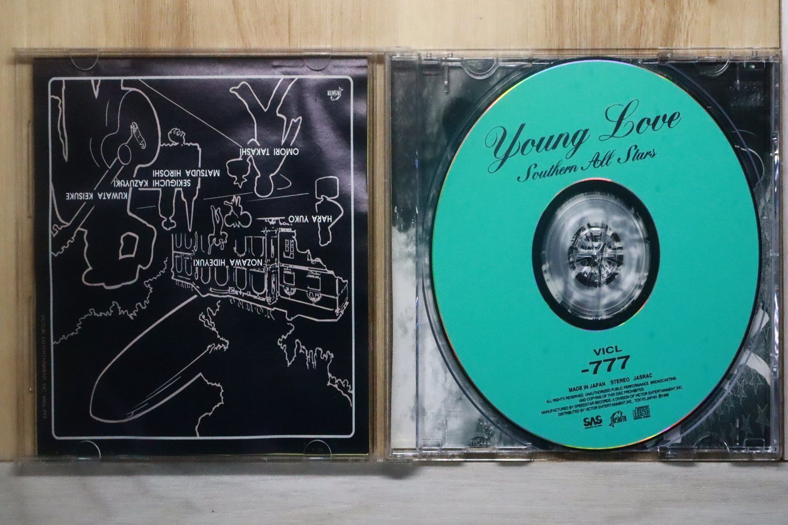 邦楽 Young Love 国内盤CD☆Southern All Stars/サザンオールスターズ□ Young Love