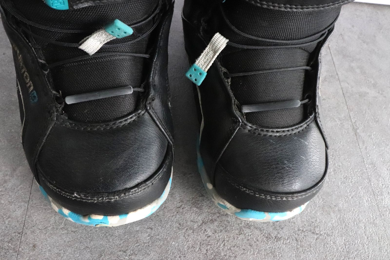 Burtonバートン子供用スノーボード バインディング　ブーツセット バートン キッズ 板 バインディング ブーツ セット Burton kids