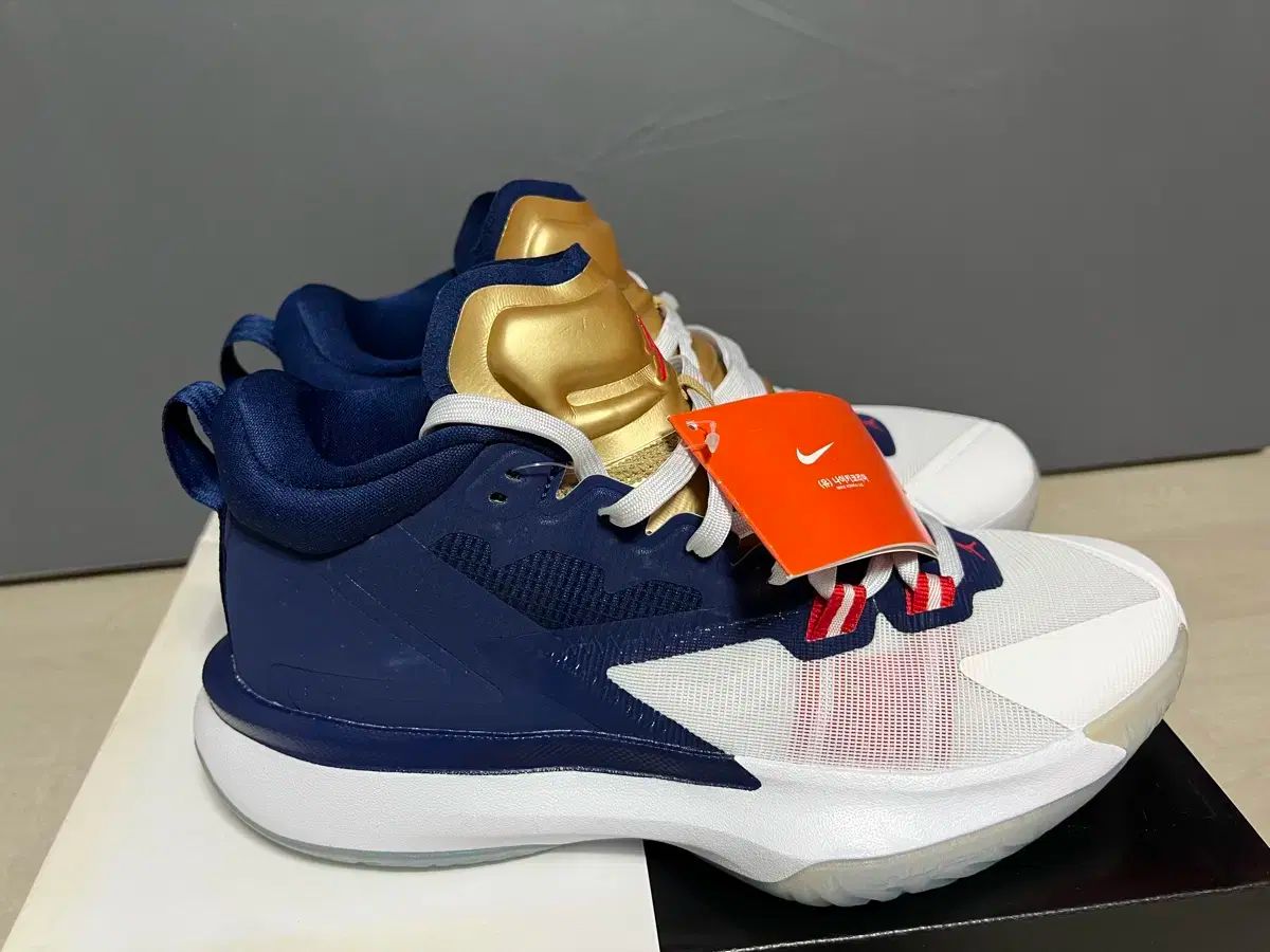  ジョーダン ザイオン 280 サイズ シューズ(男性用) バスケットボール