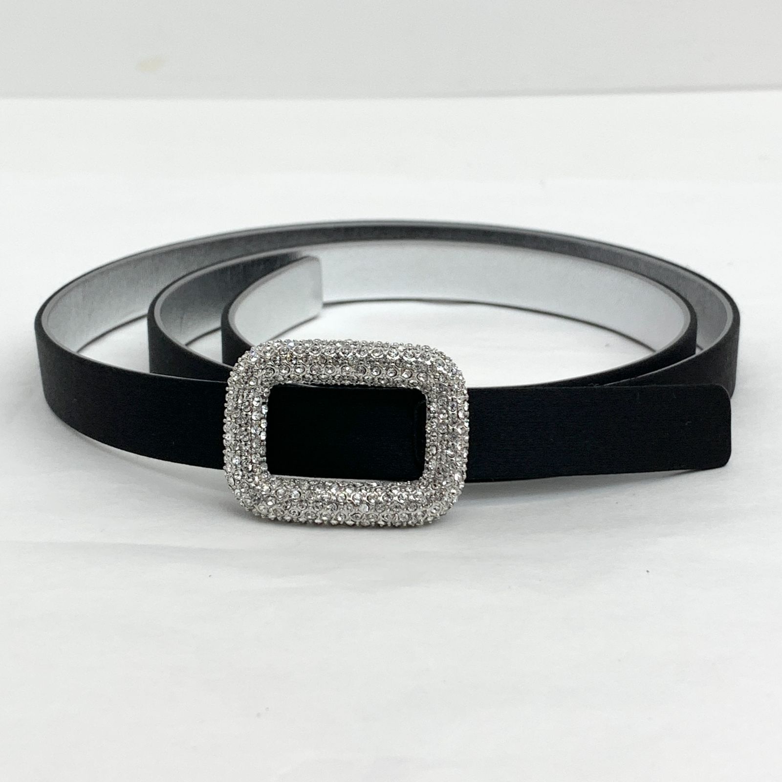 ROGER VIVIER ロジェヴィヴィエ ビジューバックル ヴィヴ ショック