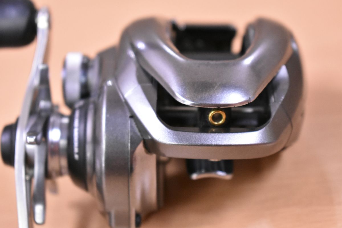 シマノ 15 メタニウム DC HG ベイトリール SHIMANO Metanium DC バス ブラックバス 釣り 等に