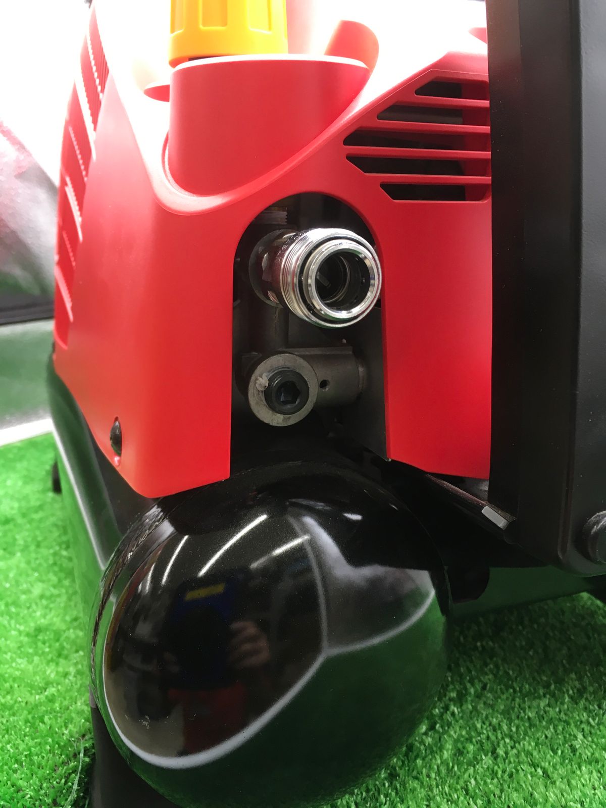  品 MAX マックス 常圧エアコンプレッサ AK-LL 9700 E エコツー M 02 コンプレッサー エアーツール