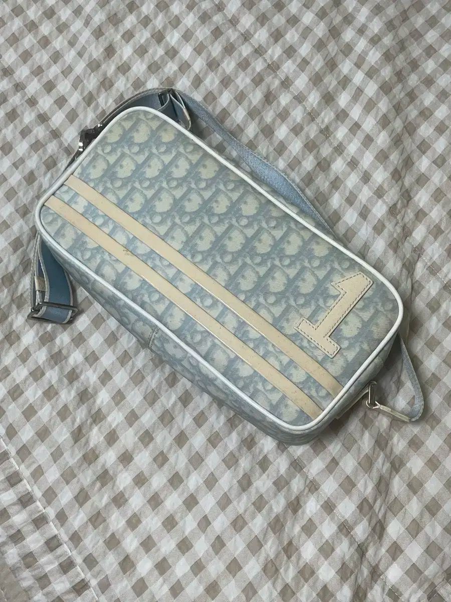 ディオール トロッター オブリーク クロスバック