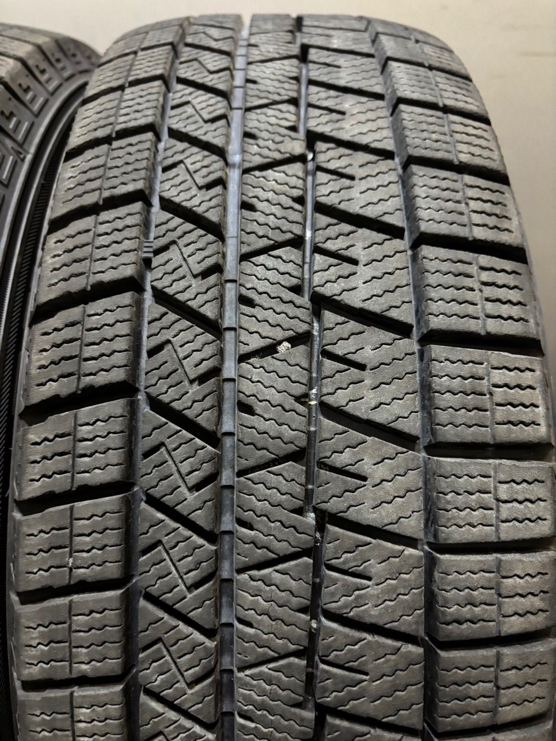 185 60 R 15 DUNLOP WINTER MAXX 03 20年製 スタッドレス 4本 ダンロップ ウィンターマックス アクア ヤリス フィット 4 K 695