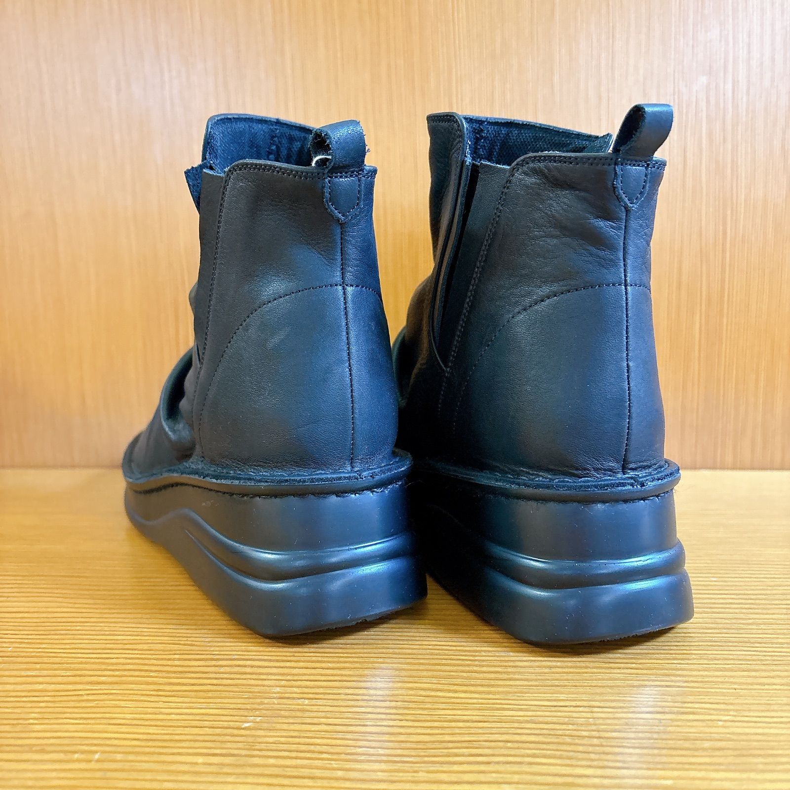 エーオーケー ブラック