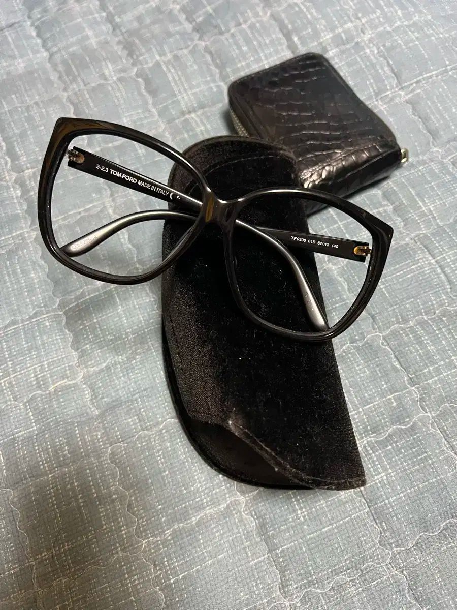 TOM FORD トムフォード TF9308 ブラック メガネフレーム ケース 含む