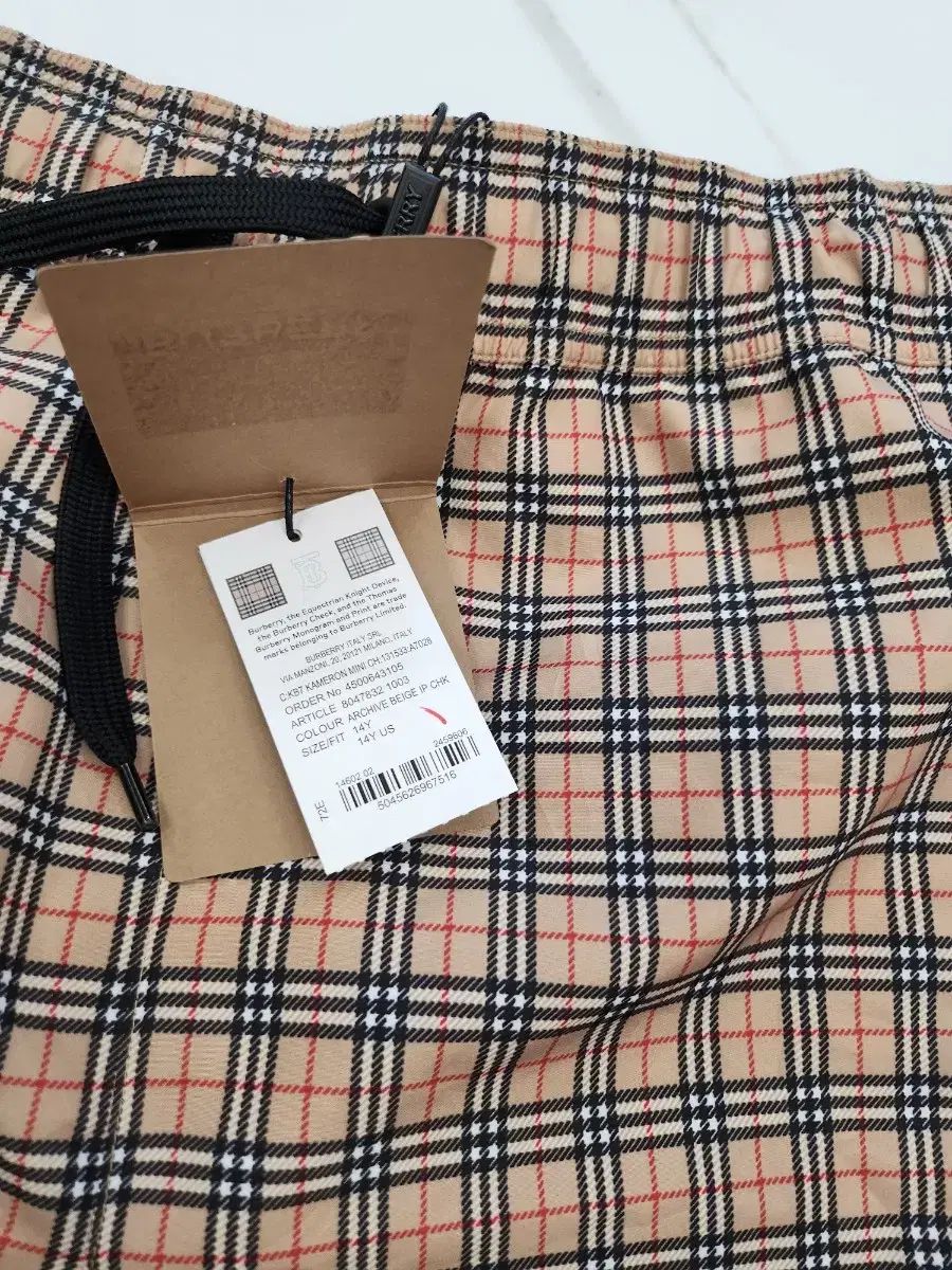 バーバリー　14Ｙ バーバリーキッズ チェック スイムパンツ 14Y (タグ新品) お買い得品