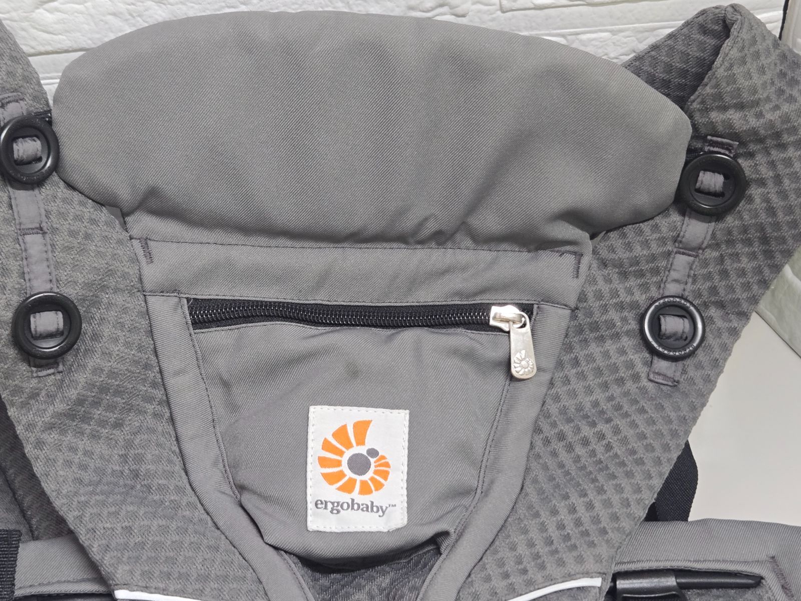エルゴベビー オムニブリーズ ポーチ付き