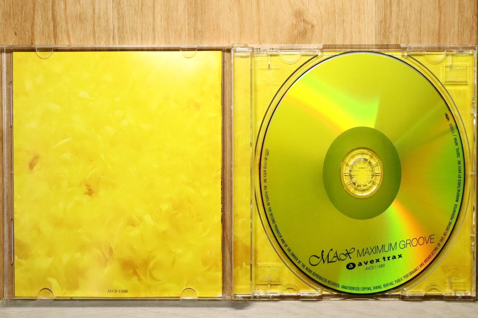 新品未開封 廃盤 8cmCD付 赤い疑惑 テレビ・ドラマ名場面集 完全生産限定盤 新品未開封 廃盤 8cmCD付 赤い疑惑 テレビ・ドラマ名場面集 完全生産限定盤