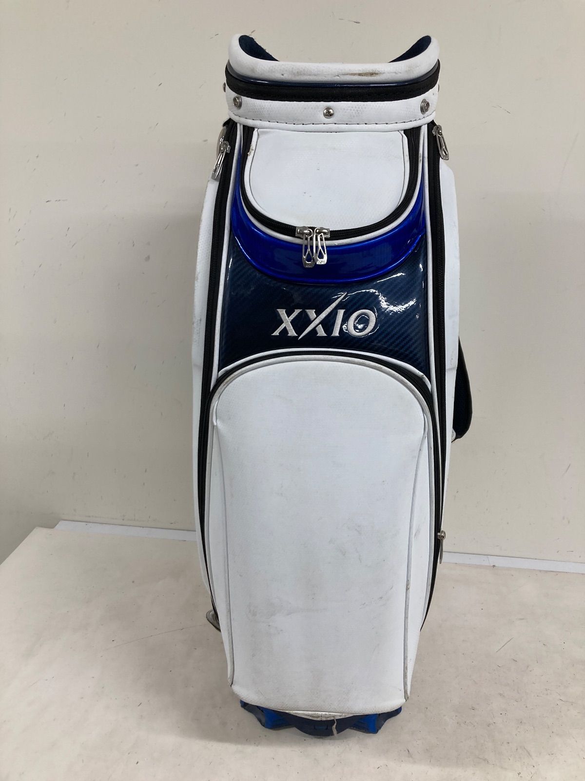 送料無料☆XXIO ゼクシオ☆キャディバッグ キャディーバッグ ゴルフ