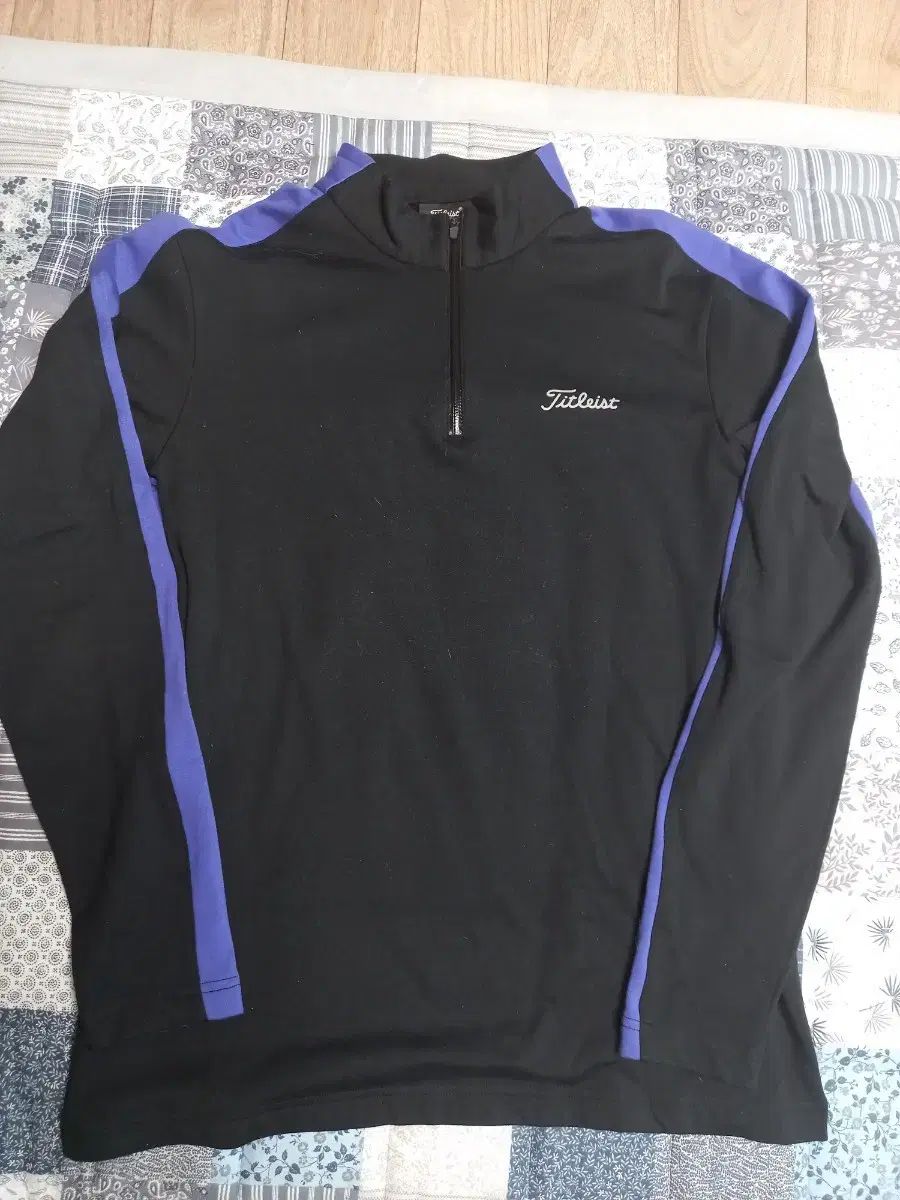 Titleist タイトリスト ブラック ブルー ゴルフ 厚手 長袖 Tシャツ 105