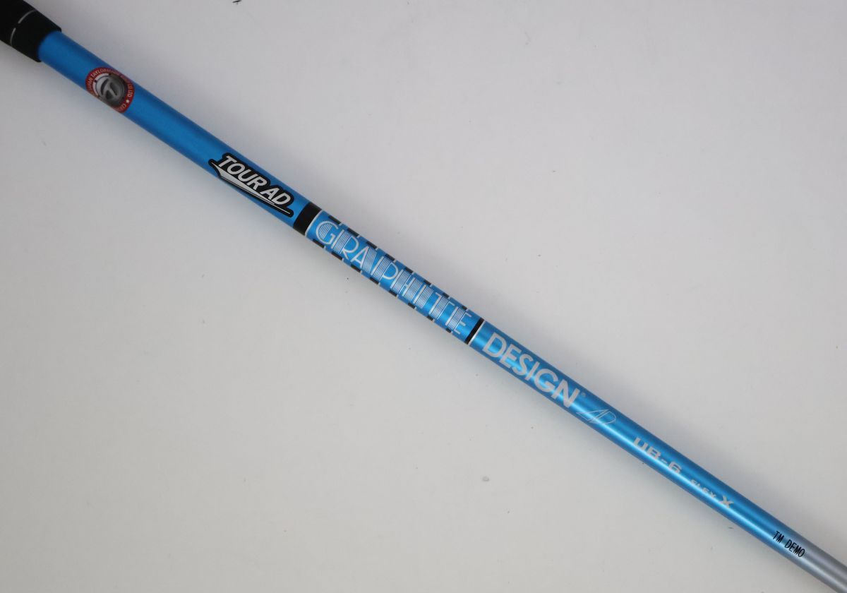 ○訳有激安！テーラーメイド ドライバー用スリーブ付き！グラファイト