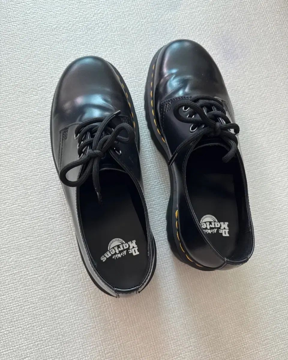 DR. MARTENS ドクターマーチン クアッド 270