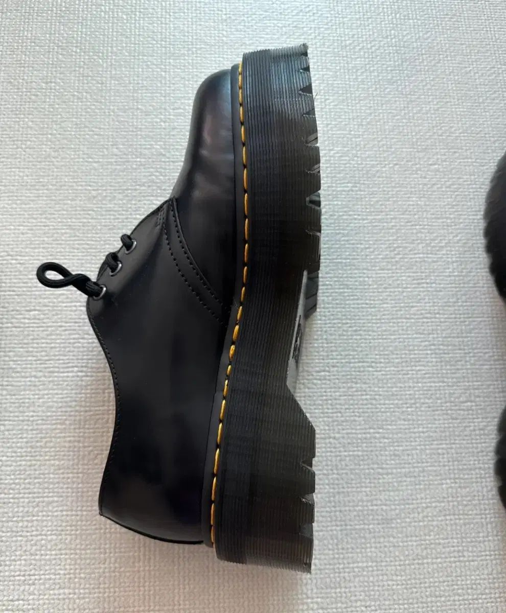 DR. MARTENS ドクターマーチン クアッド 270