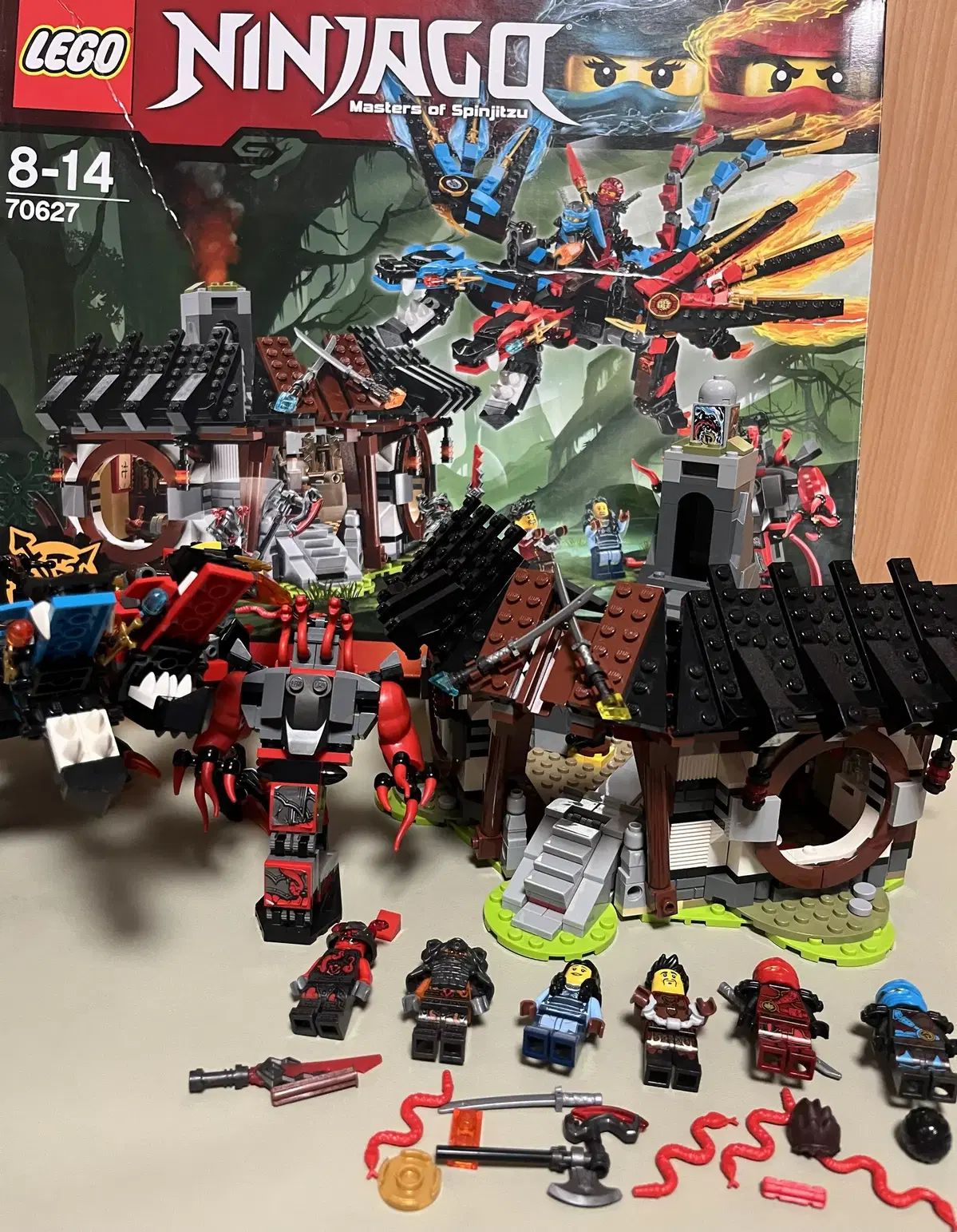 LEGOブロック ニンジャゴー 70627 Dragon Diffusion ドラゴンディフュージョン blacksmith 必須アイテム