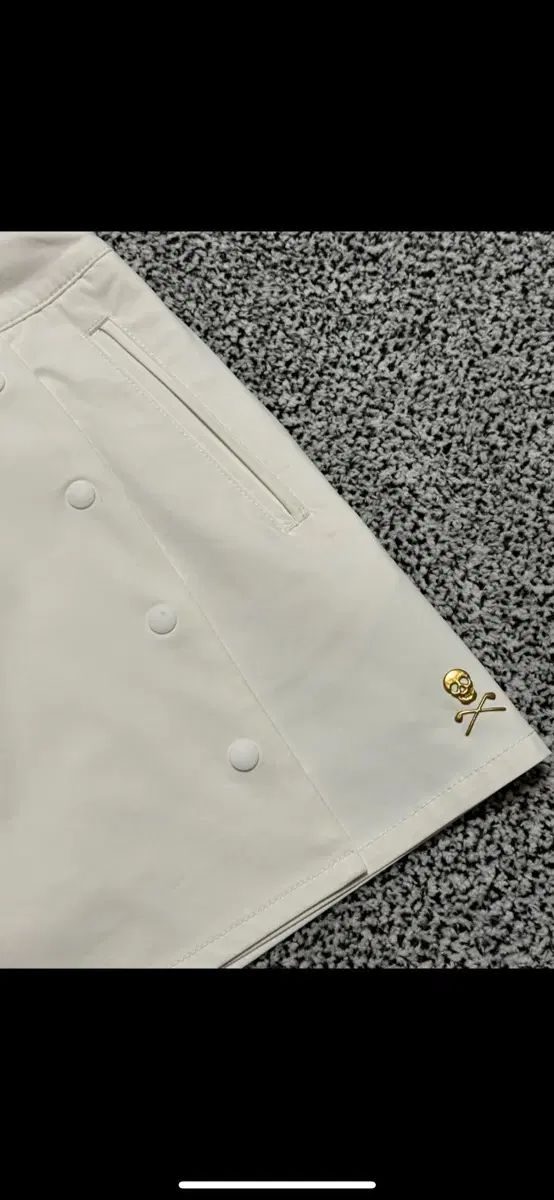 MARK LONA マークアンドロナ ゴールド レディース ゴルフ スカート