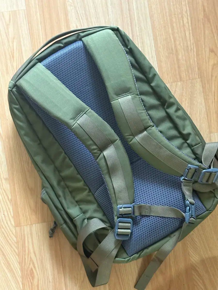 MYSTERY RANCH リップラック カーキ 旧モデル 22リットル