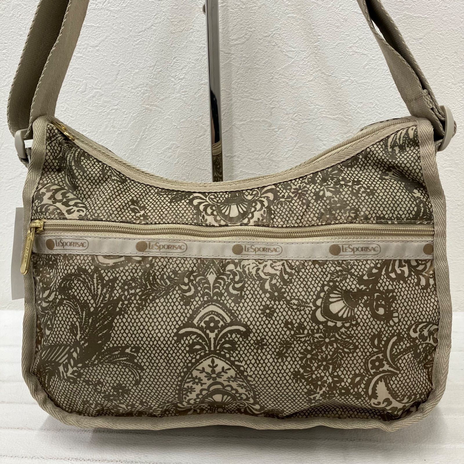 5811 LeSportsac レスポートサック ショルダーバッグ クラシック 
