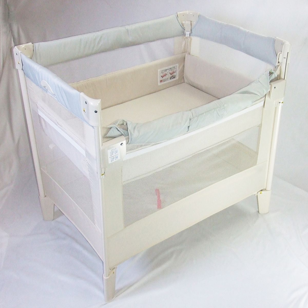 【良品】アップリカ ココネルエアー ベビーベッド 中古 送料無料 匿名配送 良品】アップリカ ココネルエアー ベビーベッド 中古 送料無料 匿名