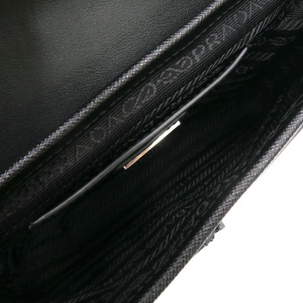 プラダ リナイロン