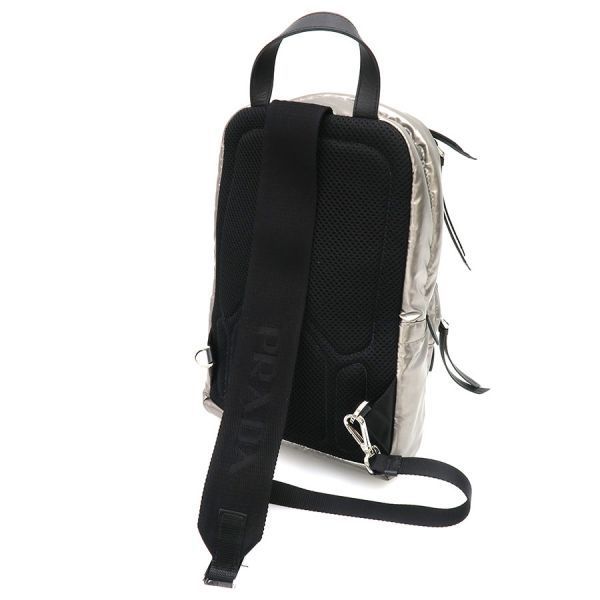 プラダ ナイロン･ボディバッグ 1BZ026 Aランク